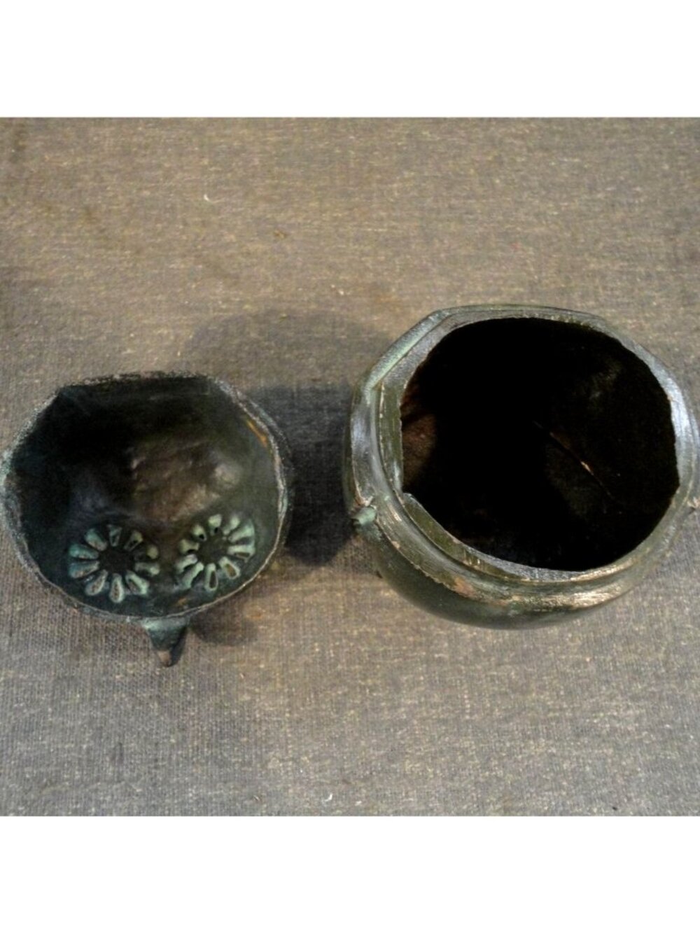 Vintage MCM Bronze Cast Iron Owl Incense Burner Made in Japan - Picture 5 of 6